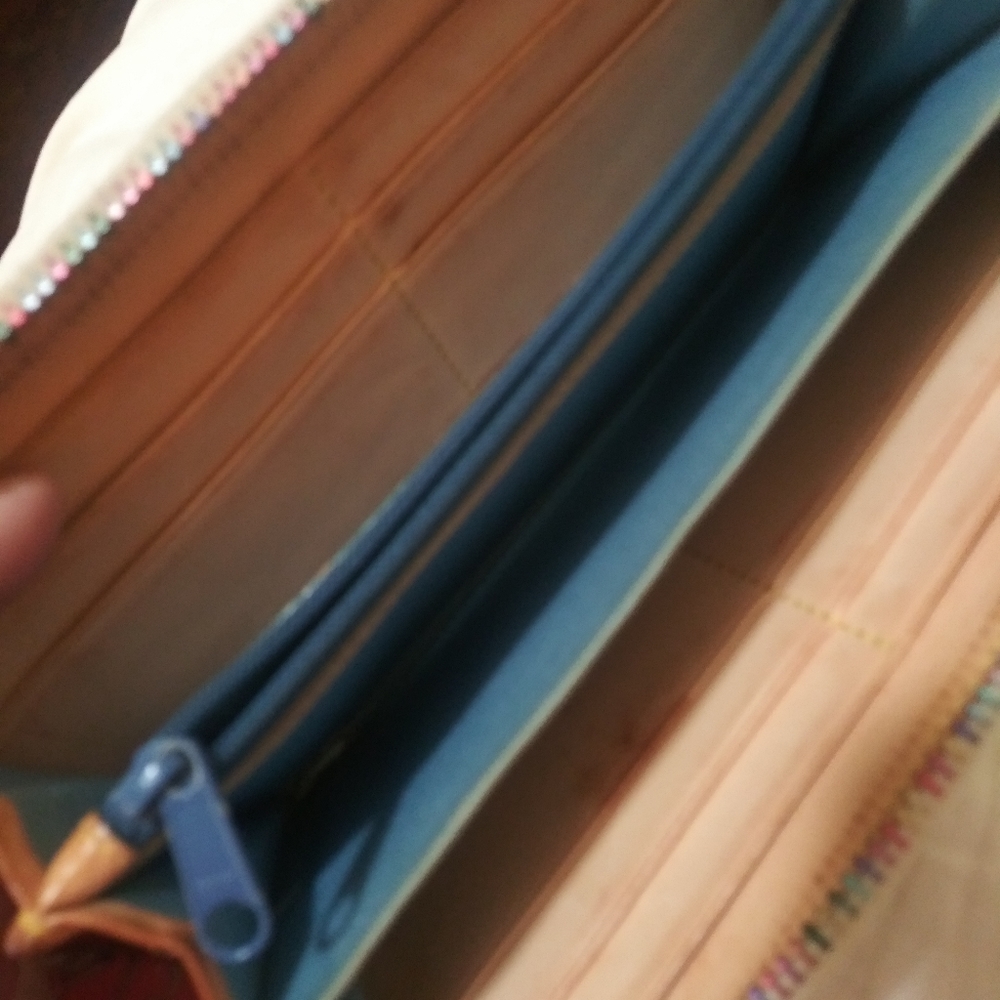 Wallet - Picture 3 of 3